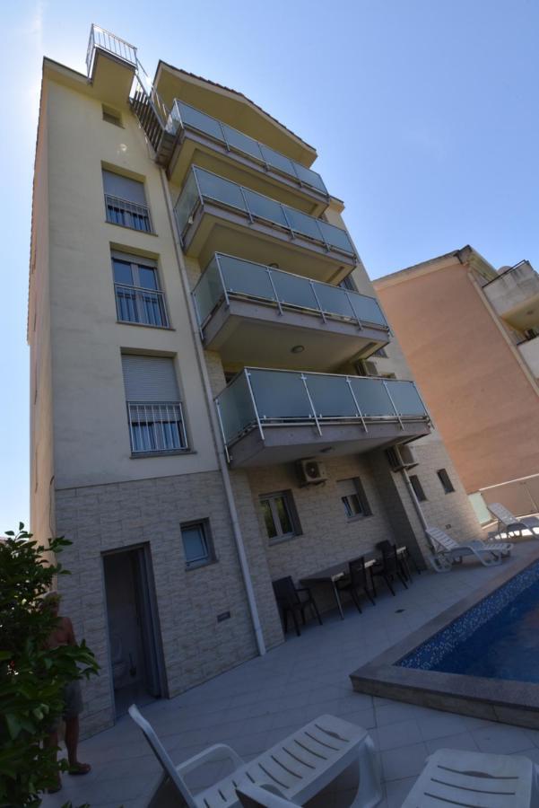 Markovic Apartmani Будва Екстериор снимка
